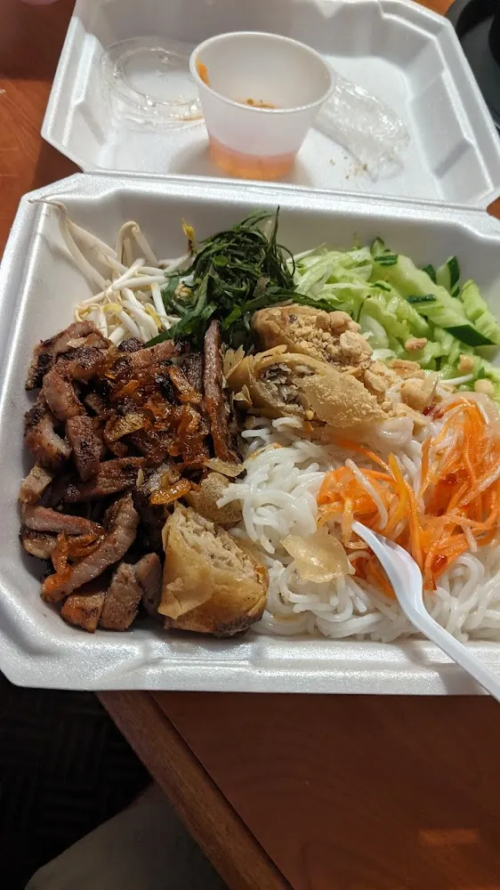 Pork and Egg Roll Vermicelli